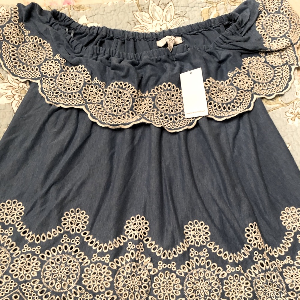 NWT Denim lightweight babydoll lace top sz L